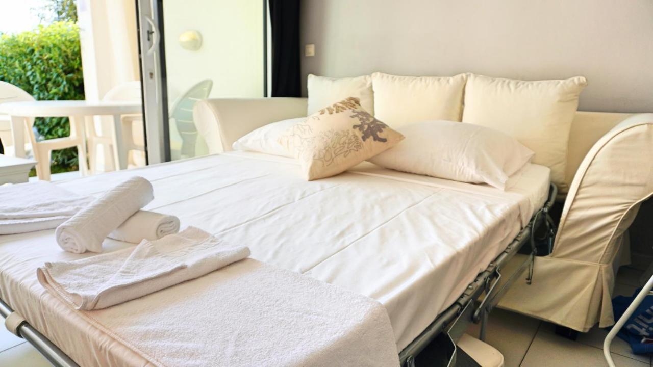 Appartement 0321, Piscine - Parking - Proche Plages - Palmazur Vacances カンヌ エクステリア 写真
