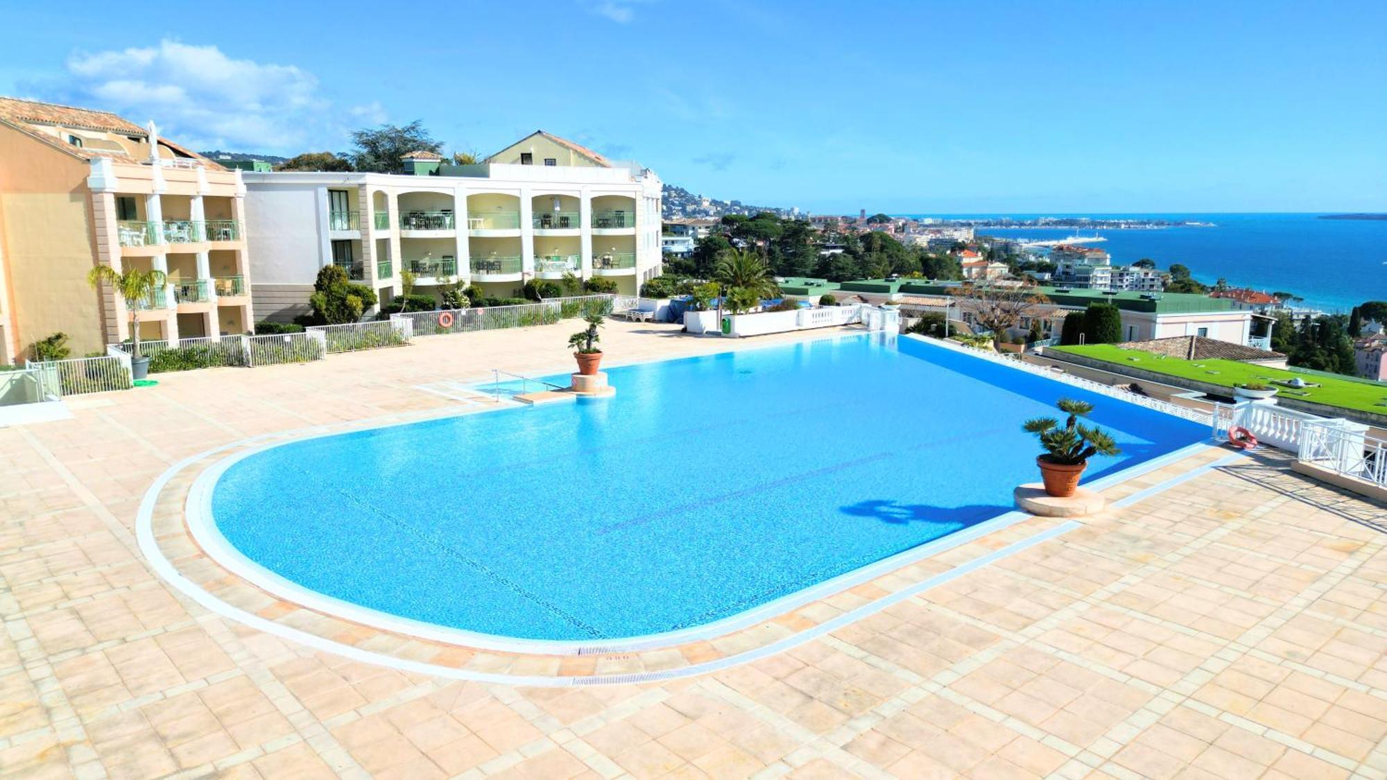 Appartement 0321, Piscine - Parking - Proche Plages - Palmazur Vacances カンヌ エクステリア 写真