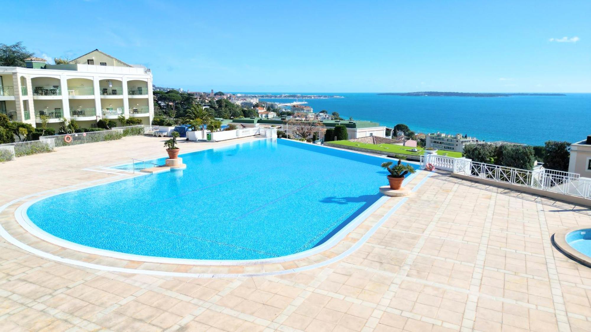 Appartement 0321, Piscine - Parking - Proche Plages - Palmazur Vacances カンヌ エクステリア 写真